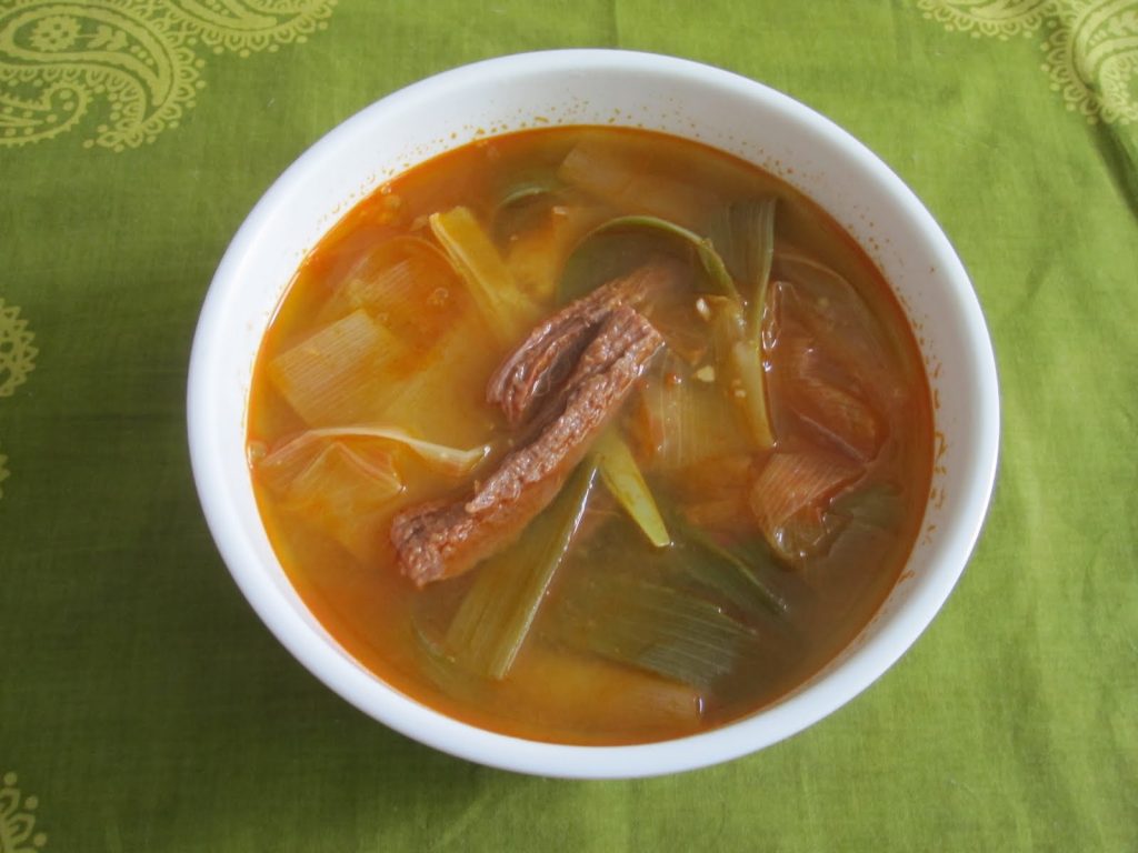 Yukgaejang (육개장)